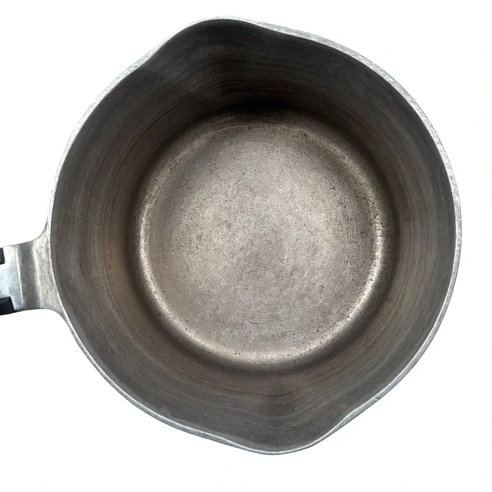 Vintage Cast Aluminum Saucepan with Lid 2 Quart‎ Double Pour Spout MCM Cookware
